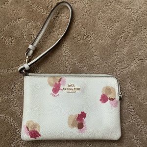 Coach leather, wristlet, wallet pouch